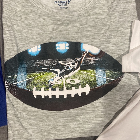 3 Shirt Bundle Old Navy Boy XL - Picture 3 of 5